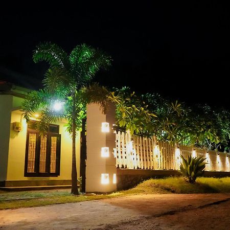 Anoo Beach Villa Trincomalee Luaran gambar